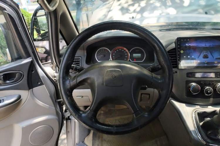 Used FORTHING Lingzhi 2011 Q3 2.0L Short-Wheelbase Standard Edition Steering Wheel