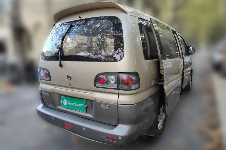 Used FORTHING Lingzhi 2011 Q3 2.0L 7-Seater Long-Wheelbase Entrepreneur Edition Rear Right 45 Deg