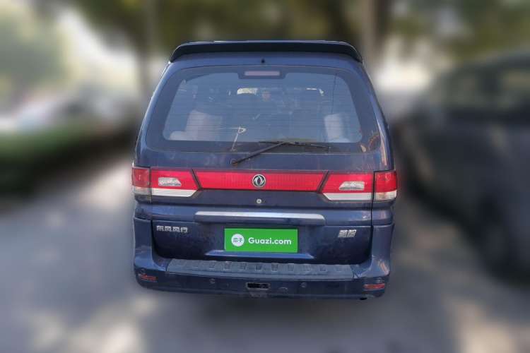 Used FORTHING Lingzhi 2012 M5 Q3 2.0L 7-Seater Long-Wheelbase Comfort Edition Rear