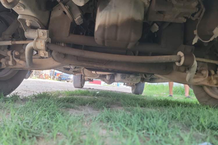 Used FORTHING Lingzhi 2012 Passenger Version 1.6L Comfort Edition Chassis Front