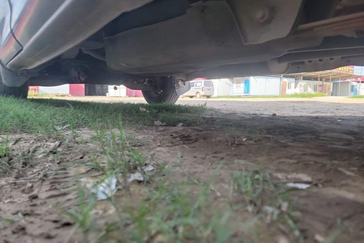 Used FORTHING Lingzhi 2012 Passenger Version 1.6L Comfort Edition Chassis Rear Left