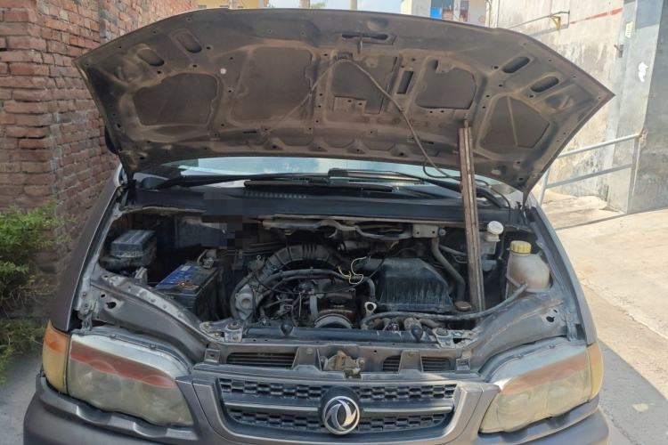 Used FORTHING Lingzhi 2012 Passenger Version 1.6L Comfort Edition Engine Bay