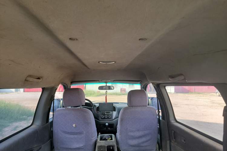 Used FORTHING Lingzhi 2012 Passenger Version 1.6L Comfort Edition Headliner