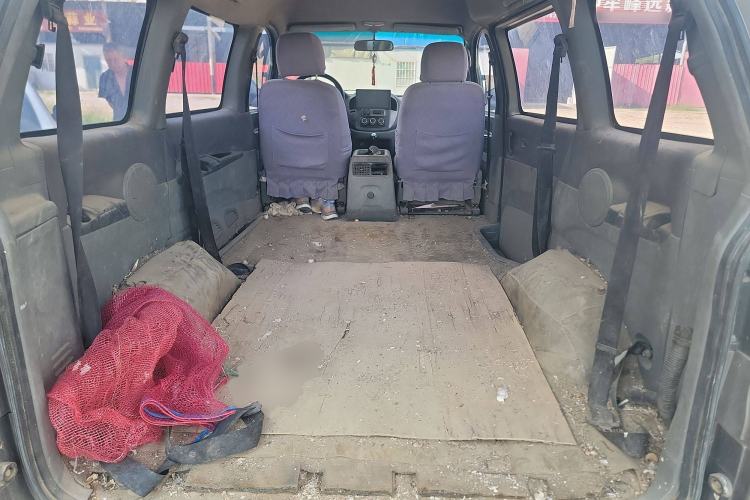 Used FORTHING Lingzhi 2012 Passenger Version 1.6L Comfort Edition Left Rear Seat
