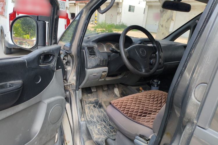 Used FORTHING Lingzhi 2012 Commercial Version 1.6L Special Offer Model Driver Seat