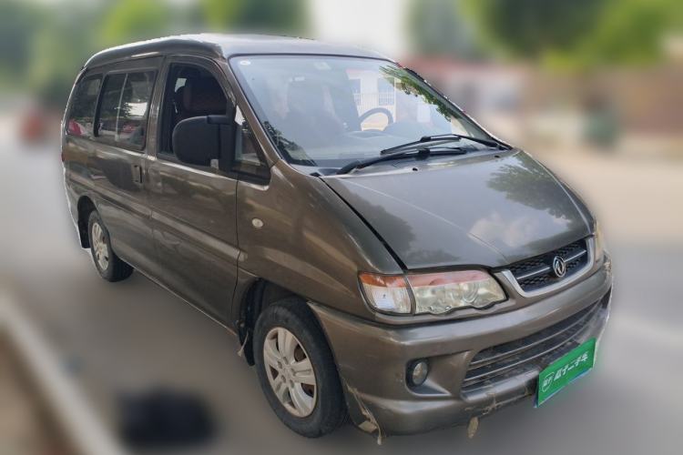 Used FORTHING Lingzhi 2012 Commercial Version 1.6L Special Offer Model Front Right 45 Deg