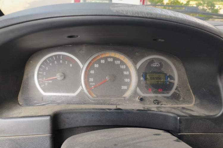 Used FORTHING Lingzhi 2012 Commercial Version 1.6L Special Offer Model Instrument Cluster