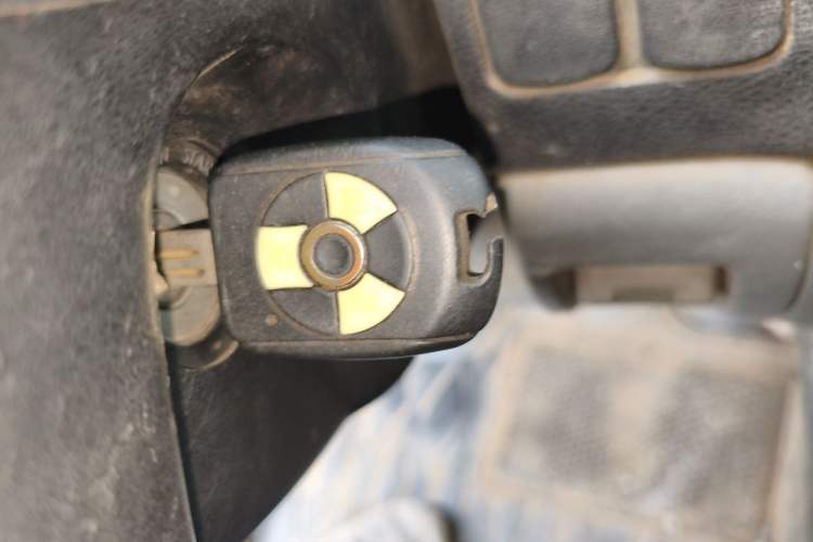 Used FORTHING Lingzhi 2012 Commercial Version 1.6L Special Offer Model Vehicle Key