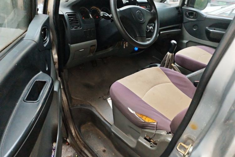 Used FORTHING Lingzhi 2012 Passenger Version 1.6L Comfort Edition Driver Seat