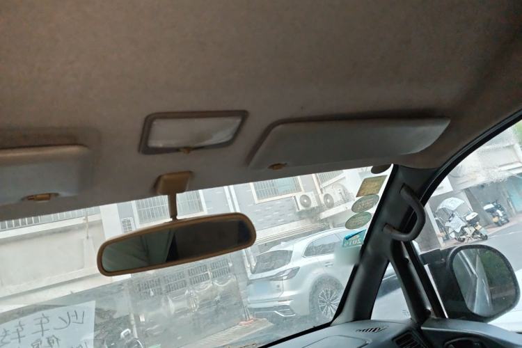 Used FORTHING Lingzhi 2012 Passenger Version 1.6L Comfort Edition Headliner