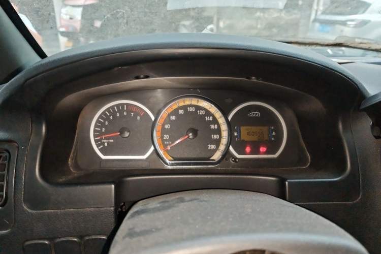 Used FORTHING Lingzhi 2012 Passenger Version 1.6L Comfort Edition Instrument Cluster