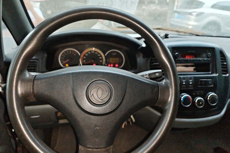 Used FORTHING Lingzhi 2012 Passenger Version 1.6L Comfort Edition Steering Wheel