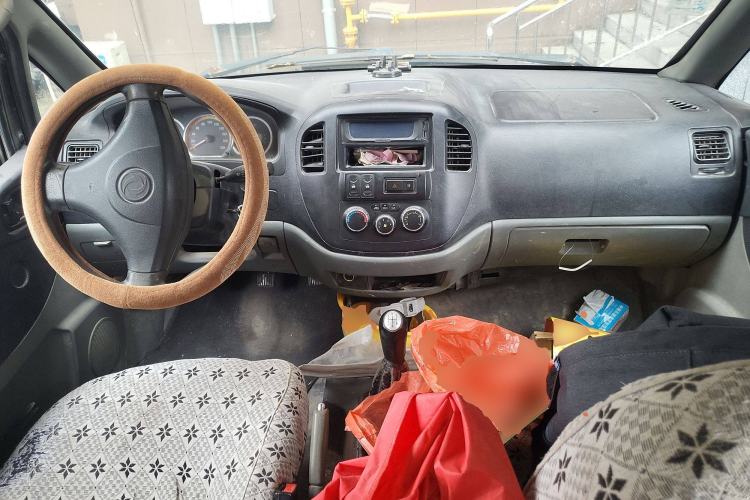 Used FORTHING Lingzhi 2012 Commercial Version 1.6L Utility Model Center Console