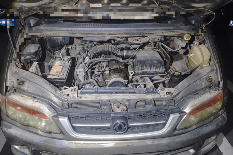 Used FORTHING Lingzhi 2012 Commercial Version 1.6L Utility Model Engine Bay