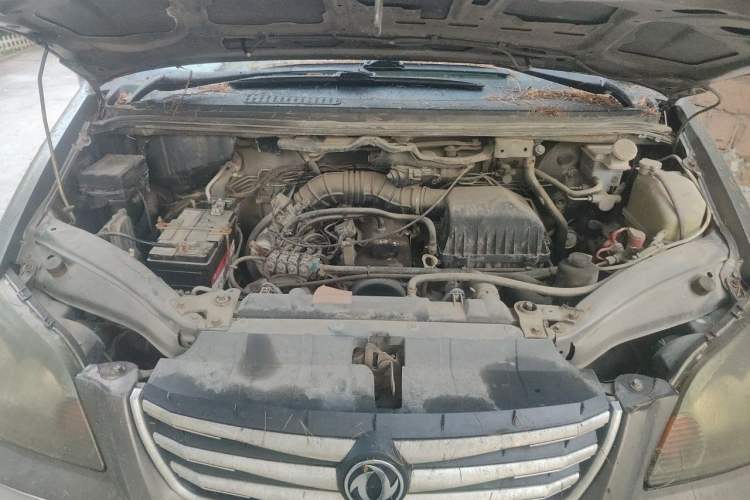 Used FORTHING Lingzhi 2012 Passenger Version 1.6L Comfort Edition Engine Bay