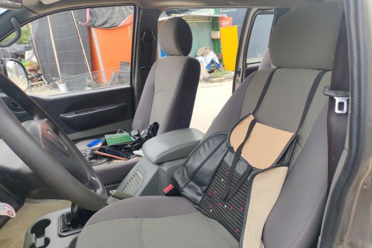 Used FORTHING Lingzhi 2012 Passenger Version 1.6L Comfort Edition Left Front Seat
