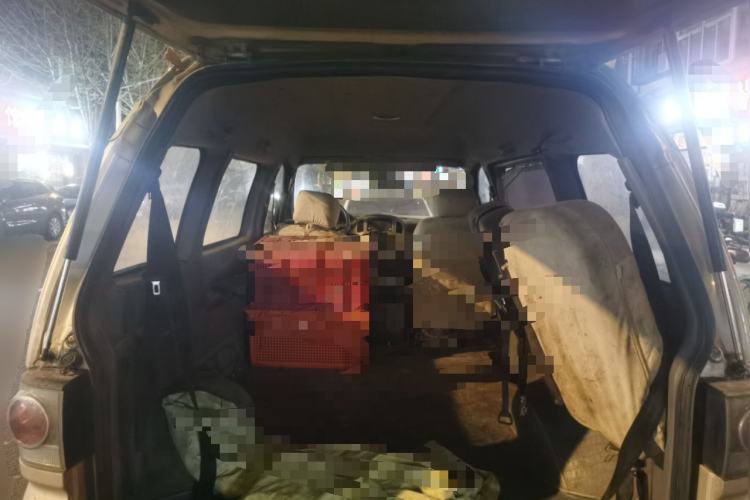 Used FORTHING Lingzhi 2012 Commercial Version 1.6L Special Offer Model Trunk