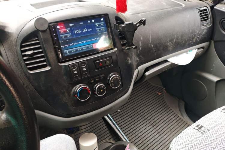 Used FORTHING Lingzhi 2012 Commercial Version 1.6L Standard Model Audio And AC Panel