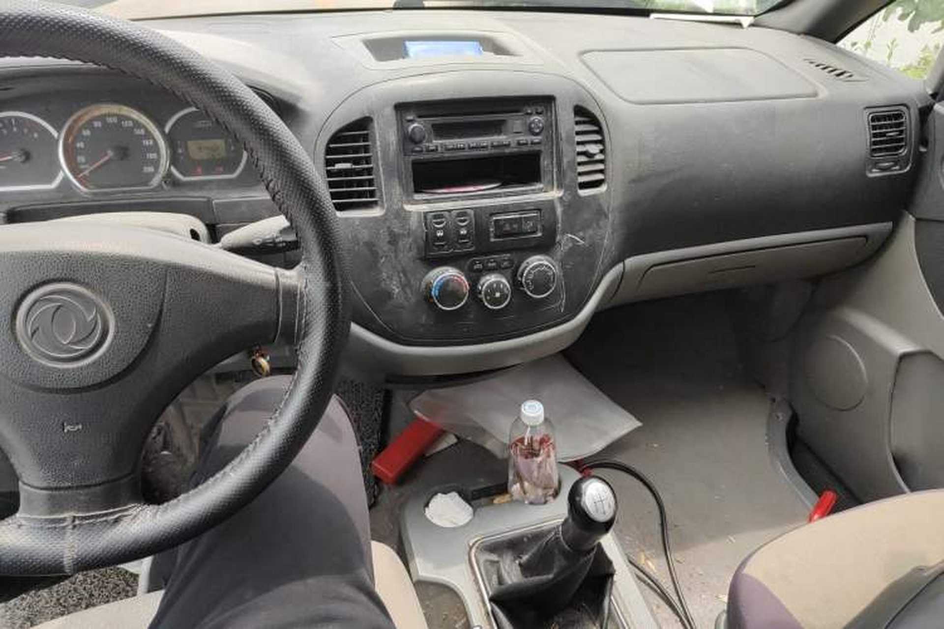 Used FORTHING Lingzhi 2012 Passenger Version 1.6L Comfort Edition Audio And AC Panel