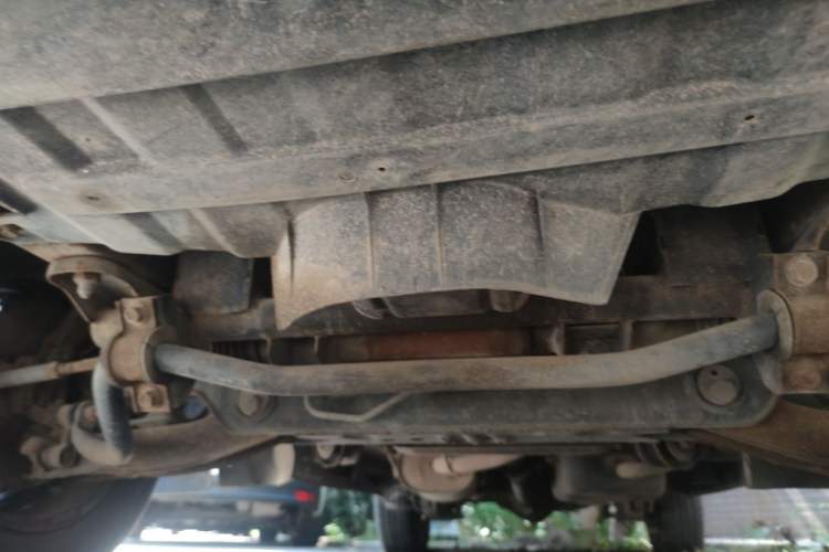 Used FORTHING Lingzhi 2012 Commercial Version 1.6L Base Model Chassis Front