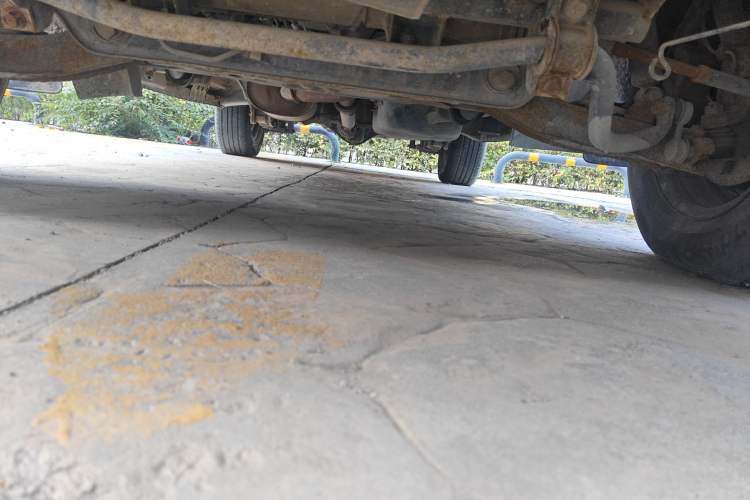 Used FORTHING Lingzhi 2012 Passenger Version 1.6L Comfort Edition Chassis Front