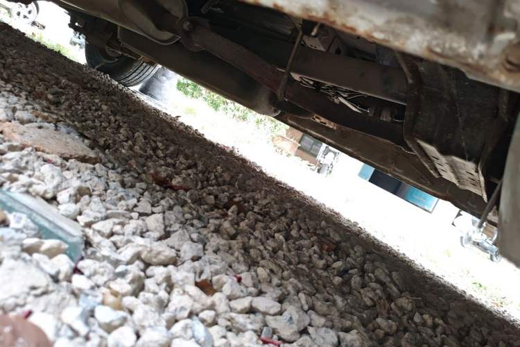 Used FORTHING Lingzhi 2012 Commercial Version 1.6L Utility Model Chassis Front Right