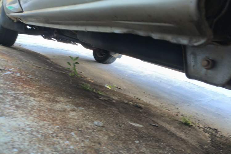Used FORTHING Lingzhi 2012 Commercial Version 1.6L Standard Model Chassis Rear Left