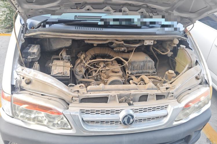 Used FORTHING Lingzhi 2012 Passenger Version 1.6L Comfort Edition Engine Bay