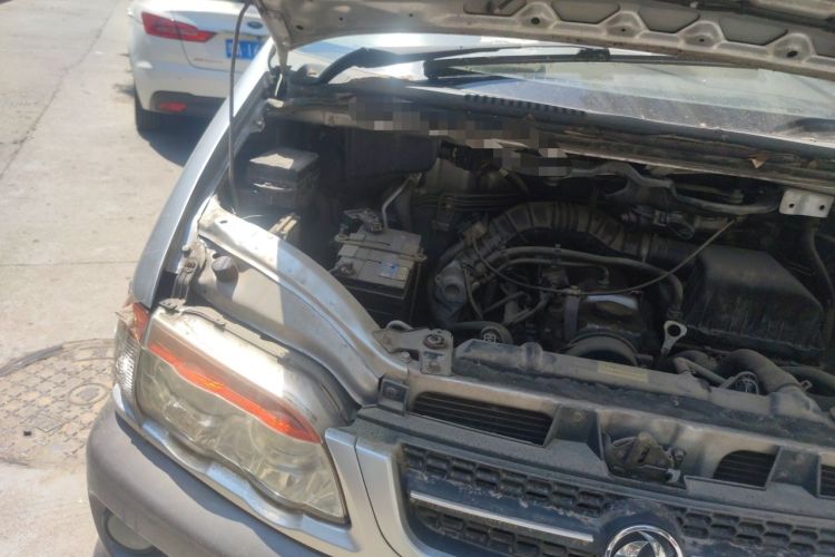 Used FORTHING Lingzhi 2012 Commercial Version 1.6L Base Model Engine Bay Right