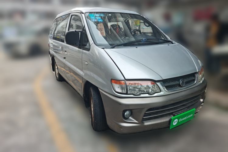 Used FORTHING Lingzhi 2012 Commercial Version 1.6L Special Offer Model Front Right 45 Deg