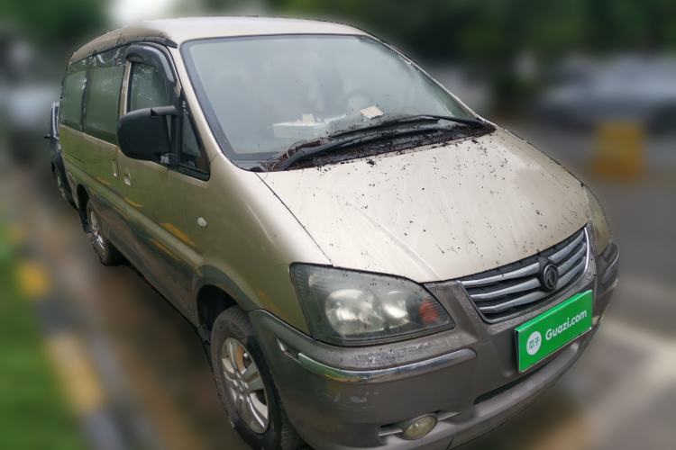 Used FORTHING Lingzhi 2012 M5 Q3 2.0L 7-seat Long Wheelbase Standard Edition Front Right 45 Deg