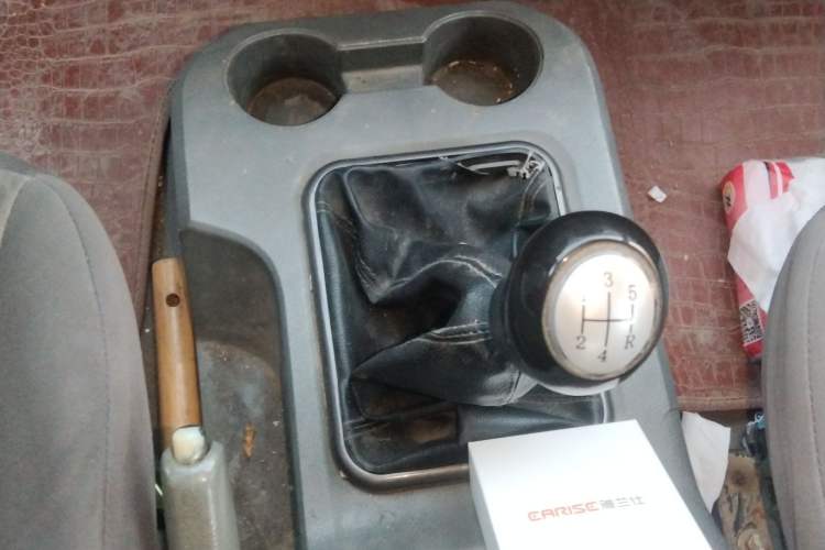 Used FORTHING Lingzhi 2012 Commercial Version 1.6L Special Offer Model Gear Lever