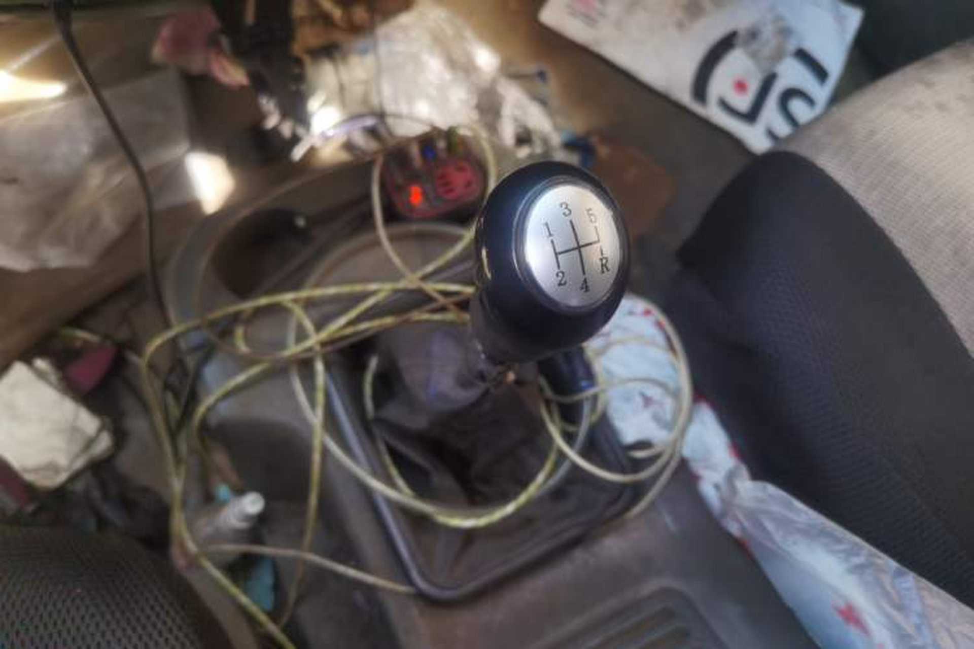 Used FORTHING Lingzhi 2012 Passenger Version 1.6L Comfort Edition Gear Lever