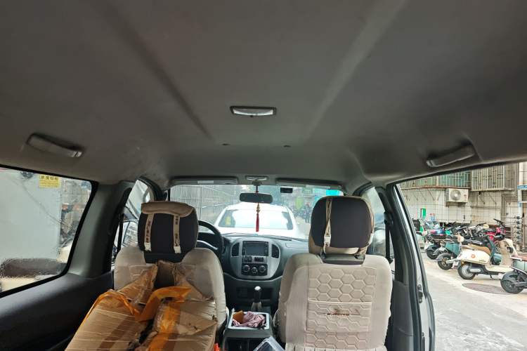 Used FORTHING Lingzhi 2012 Commercial Version 1.6L Special Offer Model Headliner