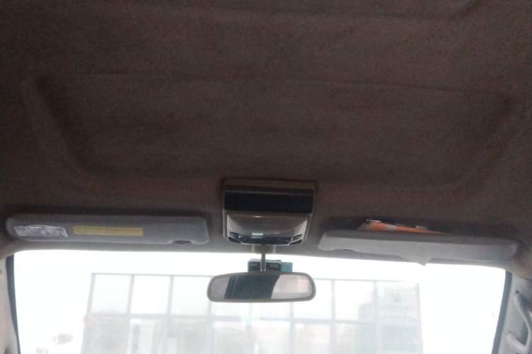 Used FORTHING Lingzhi 2012 Commercial Version 1.6L Special Offer Model Headliner