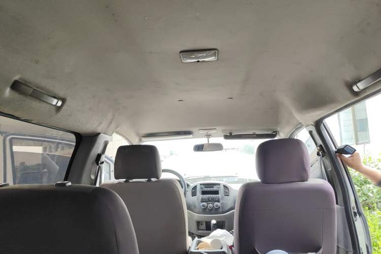 Used FORTHING Lingzhi 2012 Passenger Version 1.6L Comfort Edition Headliner