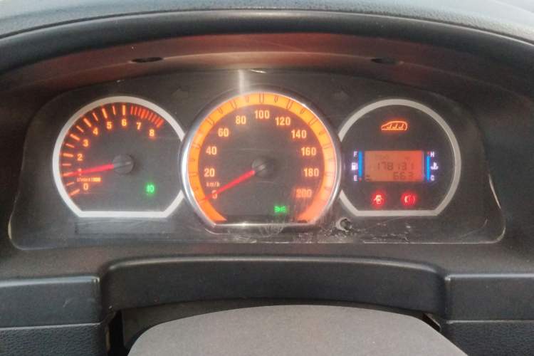 Used FORTHING Lingzhi 2012 Commercial Version 1.6L Special Offer Model Instrument Cluster