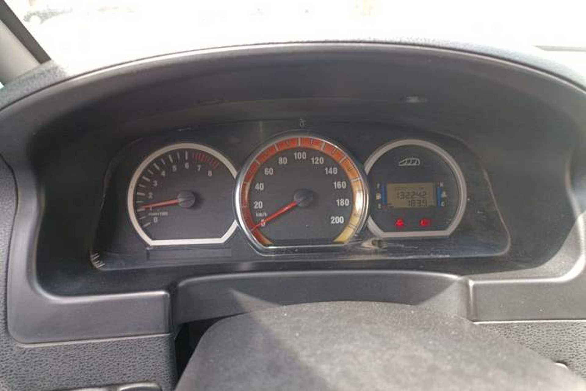 Used FORTHING Lingzhi 2012 Passenger Version 1.6L Comfort Edition Instrument Cluster