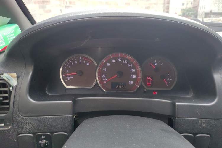 Used FORTHING Lingzhi 2012 M5 Q3 2.0L 7-seat Long Wheelbase Standard Edition Instrument Cluster