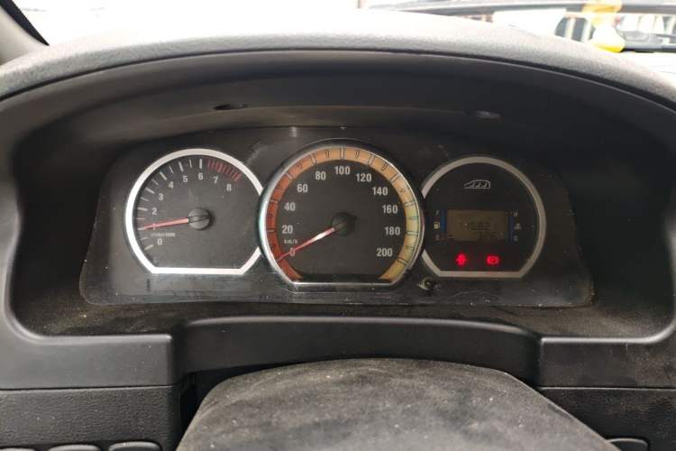 Used FORTHING Lingzhi 2012 Commercial Version 1.6L Standard Model Instrument Cluster