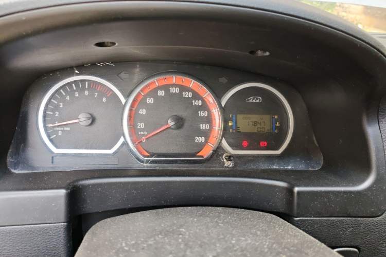 Used FORTHING Lingzhi 2012 Commercial Version 1.6L Utility Model Instrument Cluster