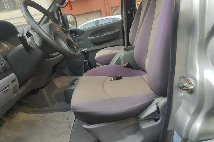 Used FORTHING Lingzhi 2012 Passenger Version 1.6L Flagship Edition Left Front Seat
