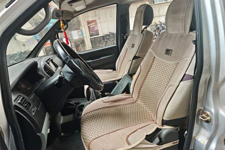 Used FORTHING Lingzhi 2012 Commercial Version 1.6L Special Offer Model Left Front Seat