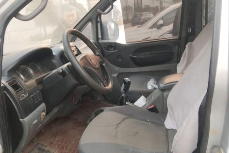 Used FORTHING Lingzhi 2012 Commercial Version 1.6L Special Offer Model Left Front Seat