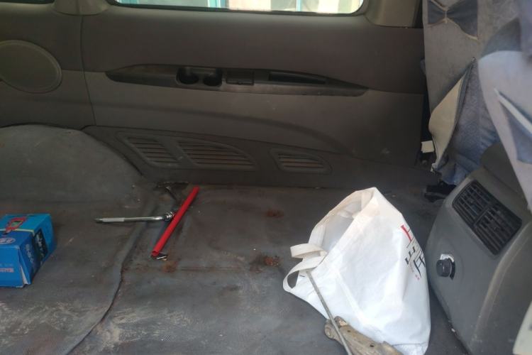 Used FORTHING Lingzhi 2012 Commercial Version 1.6L Base Model Left Rear Seat