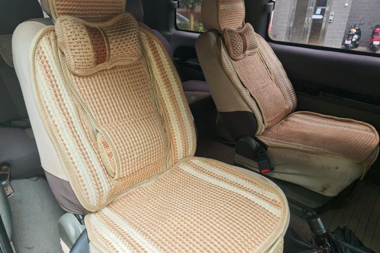 Used FORTHING Lingzhi 2012 Passenger Version 1.6L Comfort Edition Left Rear Seat