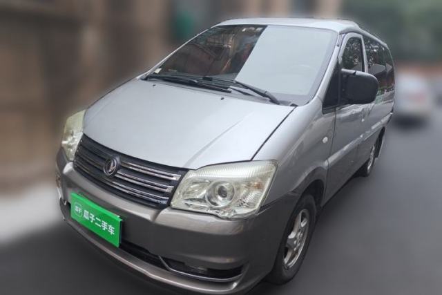 Used FORTHING Lingzhi 2012 M5 Q3 2.0L Short-Wheelbase Luxury Edition