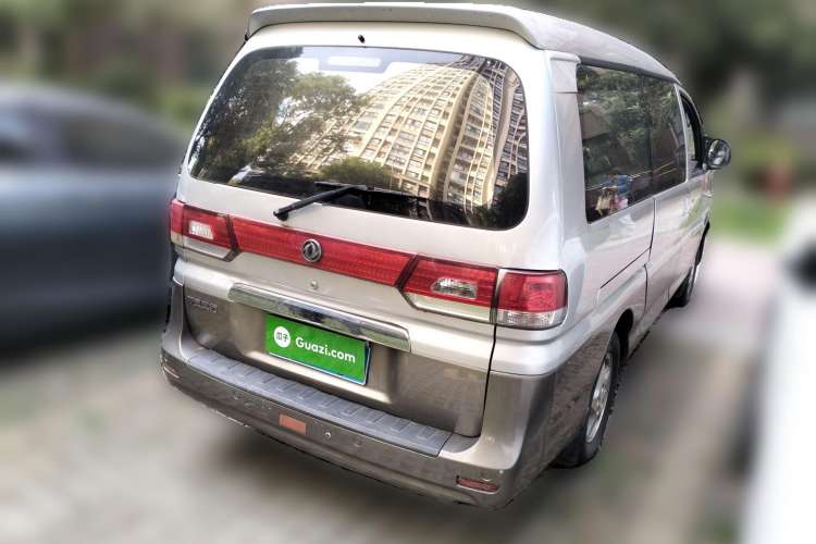 Used FORTHING Lingzhi 2012 M5 Q3 2.0L 7-Seater Long-Wheelbase Comfort Edition Rear Right 45 Deg