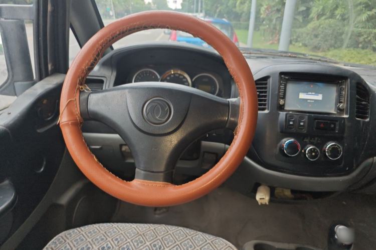 Used FORTHING Lingzhi 2012 Passenger Version 1.6L Comfort Edition Steering Wheel
