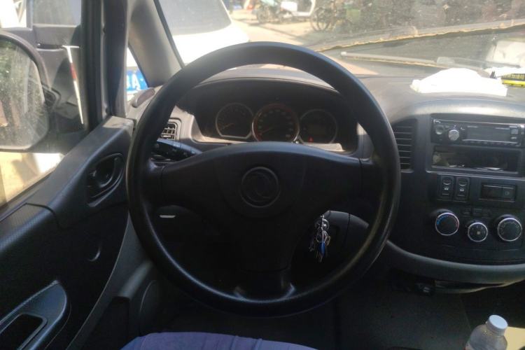 Used FORTHING Lingzhi 2012 Commercial Version 1.6L Base Model Steering Wheel